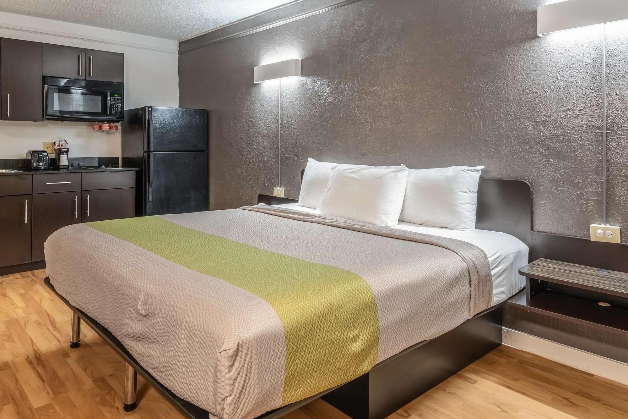 Studio 6-fort Worth, Tx - West Medical Center Hotel 2*